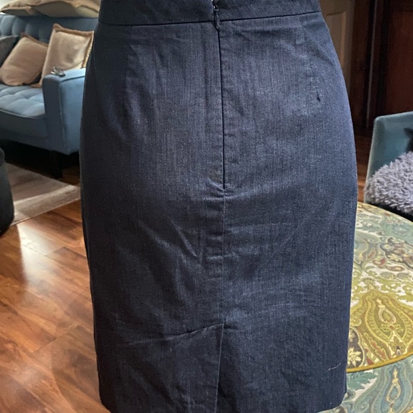 Loft Pencil Skirt - Picture 3 of 6